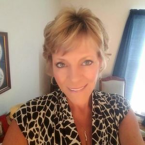 Meet your Posher, Peggy